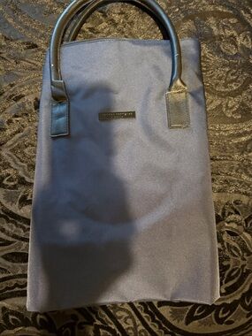 Narciso Rodriguez Black Interior with Gold Logo Plaque. Travel bag. New